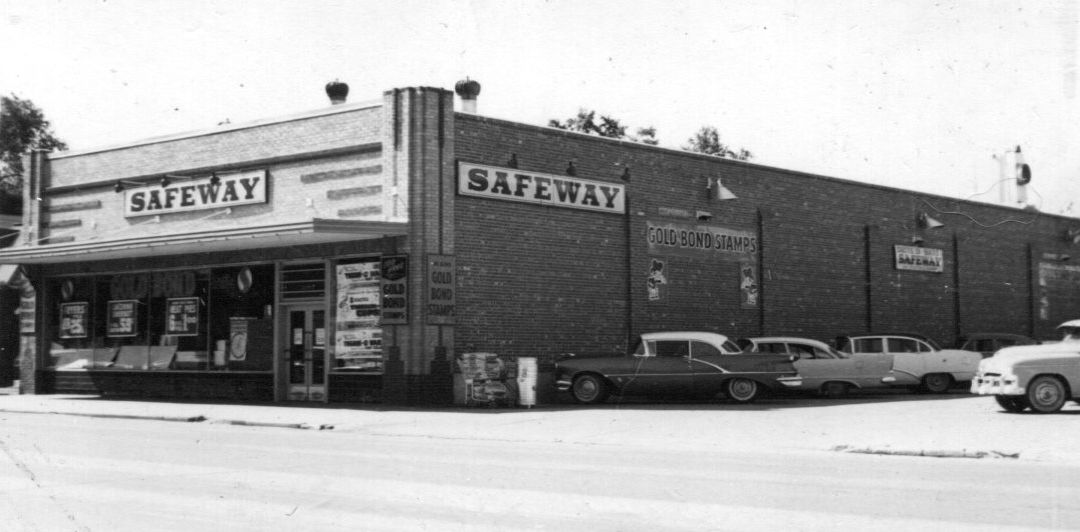 Safeway West location, 209 W 5th, NP (NPT file photo).jpg